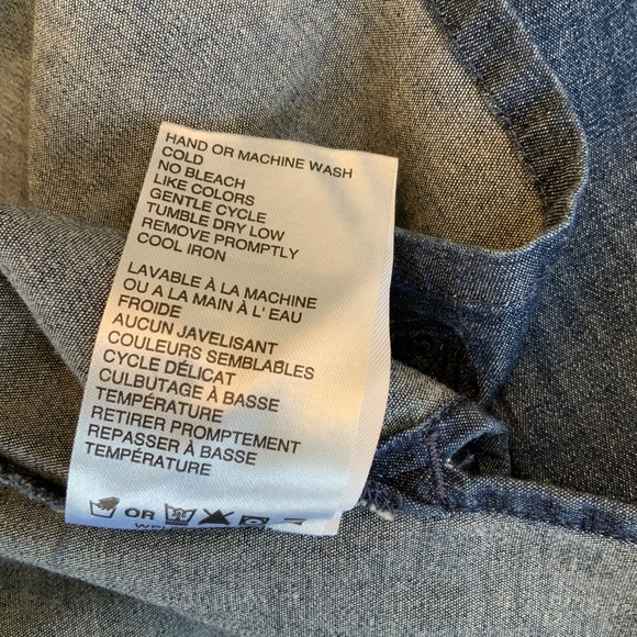 LIKE NEW! Woolrich Button Down Denim Shirt Size Large - Picture 9 of 9